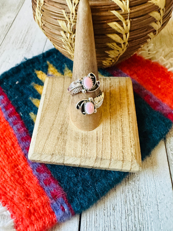 Navajo Sterling Silver & Queen Pink Conch Leaf Adjustable Ring