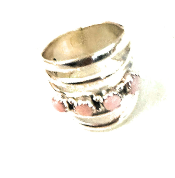 Navajo Queen Pink Conch & Sterling Silver Bar Ring