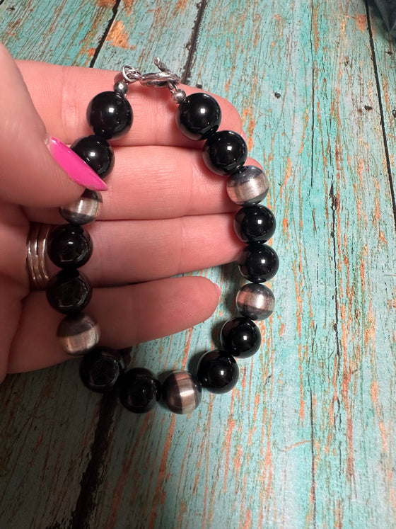 Navajo 6mm Sterling Silver Pearl & Black Onyx Beaded Bracelet