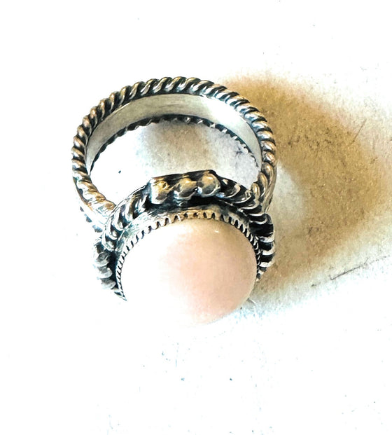 Navajo Sterling Silver & Queen Pink Conch Shell Ring Size 5.75