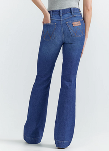  WOMEN'S WRANGLER RETRO® BAILEY HIGH RISE TROUSER JEAN IN FRANCES