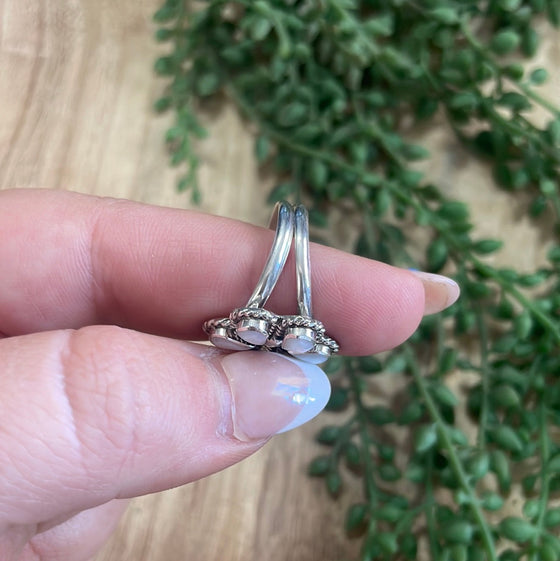 Navajo Mother of Pearl & Sterling Silver Flower Ring