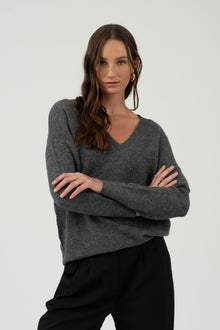  SOLID V NECK DROP SHOULDER KNIT SWEATER